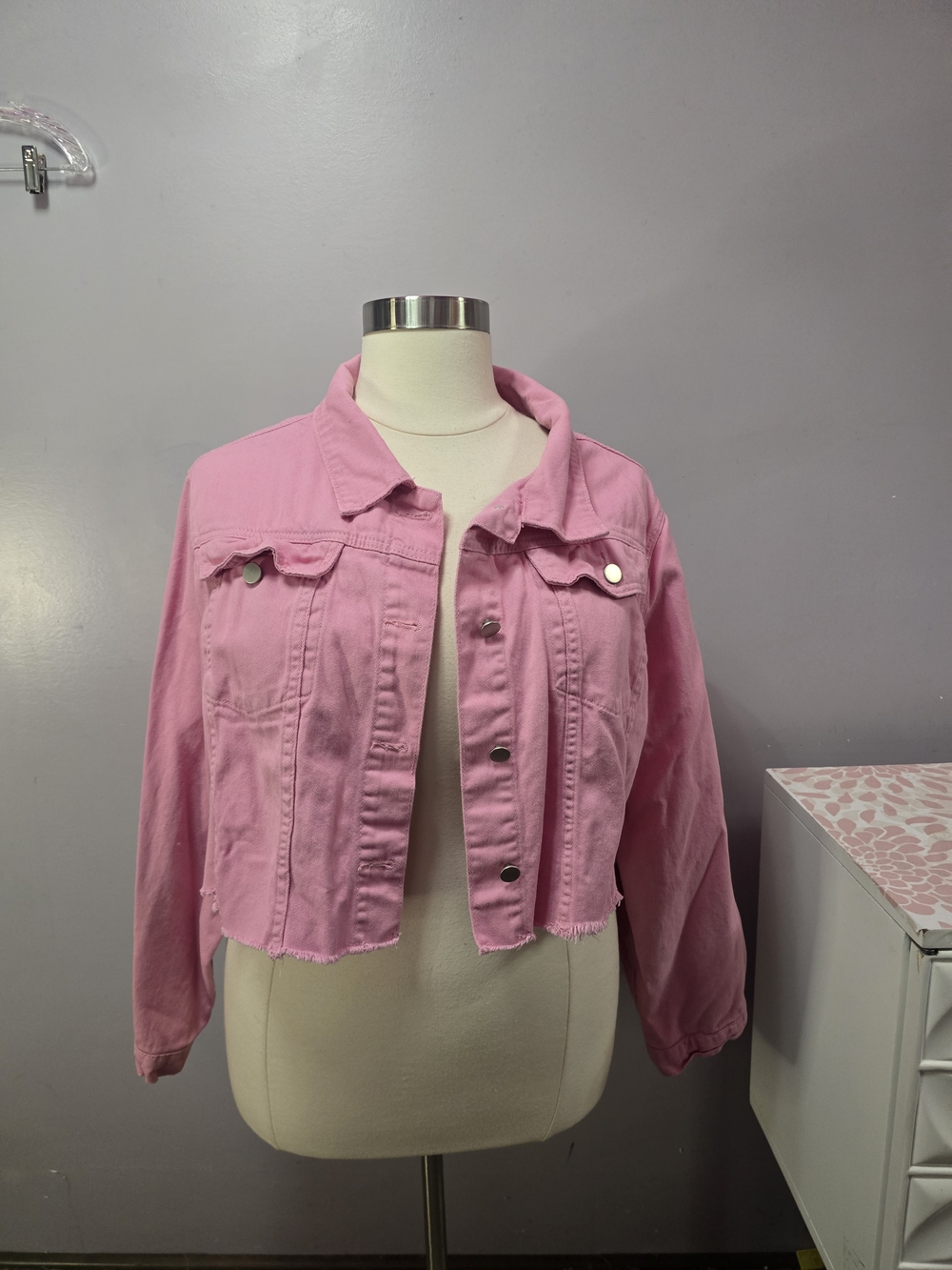 Shein Women's Pink Cropped Denim Jacket Size 4x